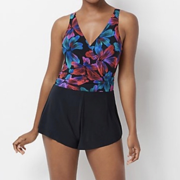 Miraclesuit Other - Dreamshaper by Miraclesuit Rebecca Romper One Piece Swimsuit w/ Shorts - Size 8